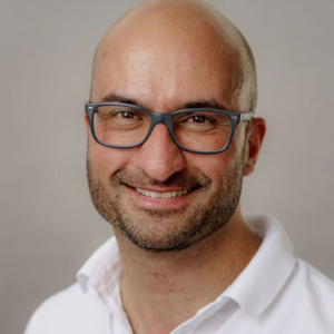 HNO-Plastische Operationen Stuttgart - Portrait von HNO-Arzt Dr. Maneschi