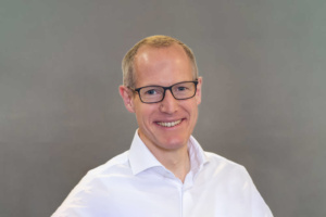 HNO-Plastische Operationen Stuttgart - Portrait von Dr. Mai